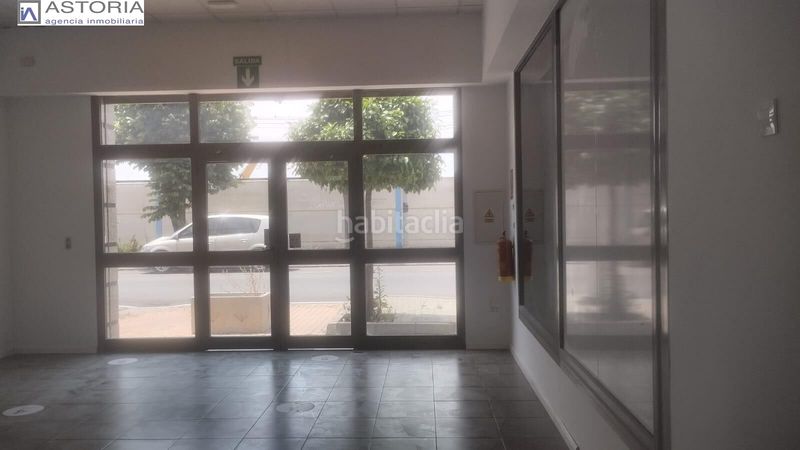 Foto aeda333b-bfd0-4b4d-889d-6c0a9dacb31f. Lloguer local comercial a Albolote