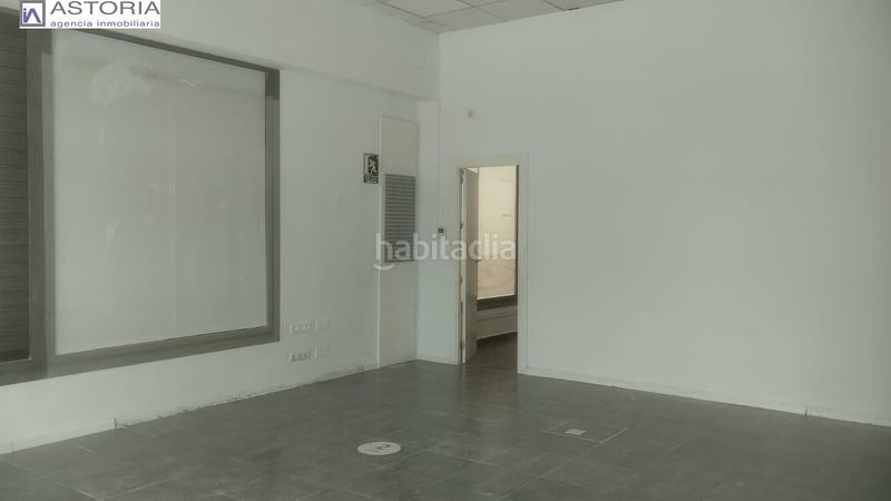 Foto cdb3f9f0-bf1f-4b24-8031-591f7a53e249. Lloguer local comercial a Albolote