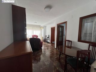 Miete Appartement in Calle calle de atlanta 2. Apartamento junto a la avda. federico garcía lorca