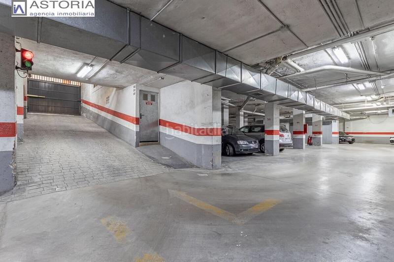 Foto 23350f05-1866-4a87-a252-2fb1b9e7cba6. Aparcament cotxe a Fígares Granada