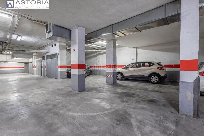 Foto a1e2d6aa-3571-4960-a588-45af154df4f6. Aparcament cotxe a Fígares Granada