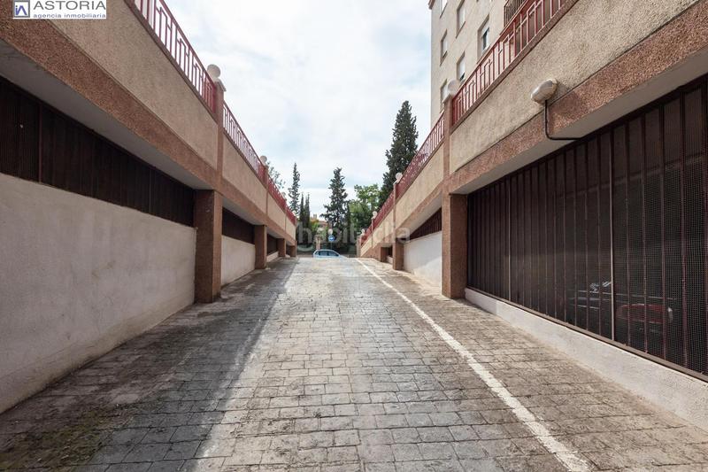 Foto a7fdb47f-f572-4ff0-914d-66fbd0f6b76d. Posto auto in Angustias - Chana - Encina Granada