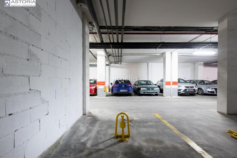 Foto f410c10a-05e7-4279-9f4a-cbd09eac6163. Posto auto in Angustias - Chana - Encina Granada