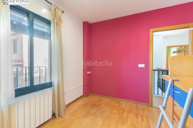 Foto d8418d67-ed17-495b-a4fe-ae62bcaba67a. Casa adosada oportunidad en la zubia.granada en La Zubia Ciudad Zubia (La)