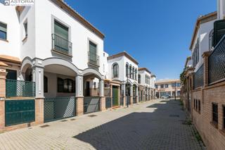 Maison jumelée  Calle euclides. Estupenda vivienda unifamiliar en armilla