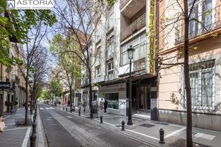 Pis  Calle tablas. Magnífico piso de 200 m ubicado junto a plaza trinidad ideal par