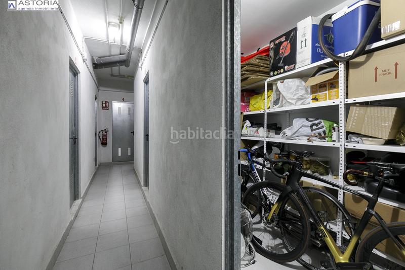 Foto a28ecf30-e65b-4807-8d4f-0e196c7ca413. Piso tu nuevo hogar te espera! piso de ensueño con terraza, piscina y listo para entrar a vivir. en Granada