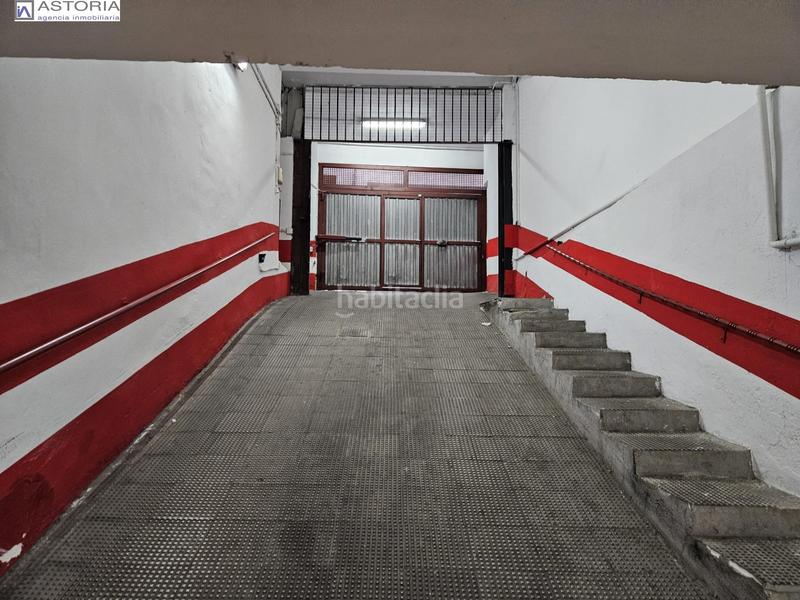 Foto 0aaeebb4-784a-43f9-a39f-a8de084c4d15. Aparcament cotxe a calle buensuceso 9 a Centro - Sagrario Granada