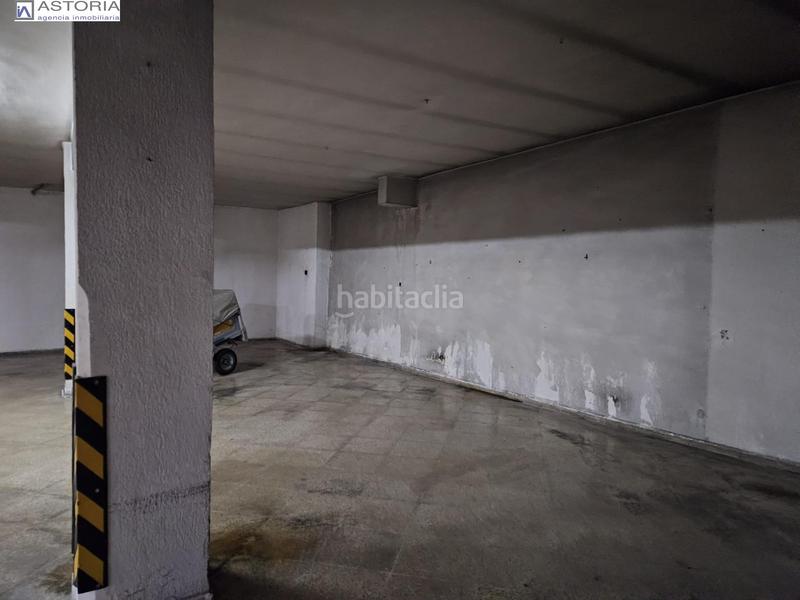 Foto 52a01fca-4aa4-40e1-af09-650e48d40f26. Aparcament cotxe a calle buensuceso 9 a Centro - Sagrario Granada