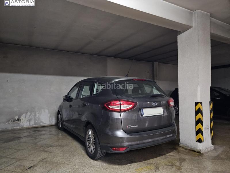 Foto 867b223e-7495-4d7d-bb2d-1c5db2b84029. Aparcament cotxe a calle buensuceso 9 a Centro - Sagrario Granada