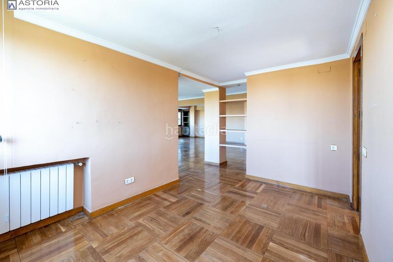 Foto 1fb2ba59-3108-4b08-aa78-a6ad77e6dafc. Pis a avenida de la constitucion 18 a Plaza de Toros Granada