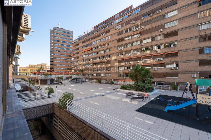 Foto 88b194b4-6efd-49cb-bd01-758a2ff3e44e. Pis a avenida de la constitucion 18 a Plaza de Toros Granada