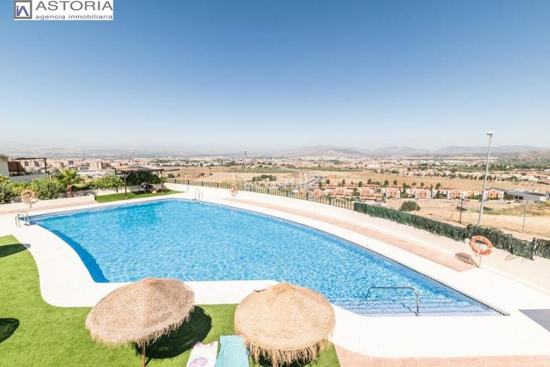 Foto 127a90ed-1fef-4b9a-b2d2-d9b7aab92172. Piso precioso piso a la entrada en Jun