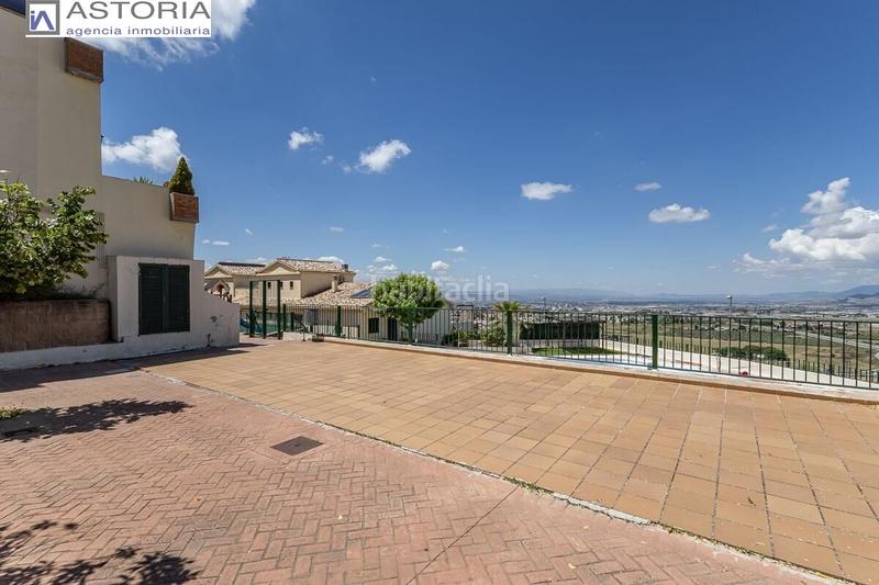 Foto 5b3d6f16-f7f0-4282-b7d4-e78d32ed7f2b. Piso precioso piso a la entrada en Jun