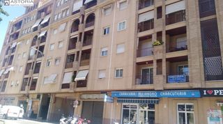Miete Appartement in Calle doctor azpitarte 2. Apartamento con plaza de garaje en plaza de toros