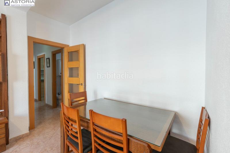 Foto 304e59fe-7409-4658-a220-d0333887df3a. Piso estupendo piso junto al metro en Maracena