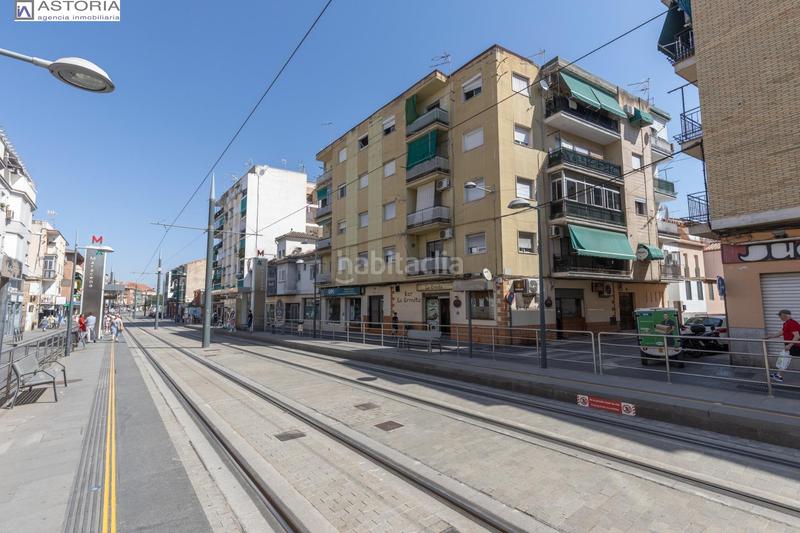 Foto df891536-2e59-4367-8444-8c3356a0e5be. Piso estupendo piso junto al metro en Maracena