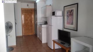 Lloguer Apartament a Calle almona de san juan de dios 20. Estudio amueblado situado junto a la facultad de ciencias