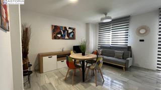 Alquiler Apartamento en Calle cristo de la yedra 54. Apartamento amueblado junto a la plaza san isidro.