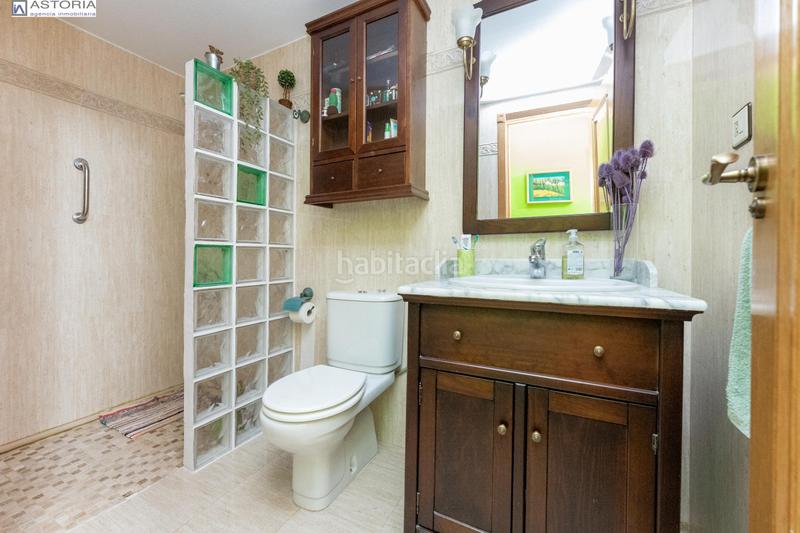 Foto 17da7978-dd57-4fdb-bb3f-b0bc286ff55a. Piso tu nuevo hogar en la avenida de la constitucion en Granada