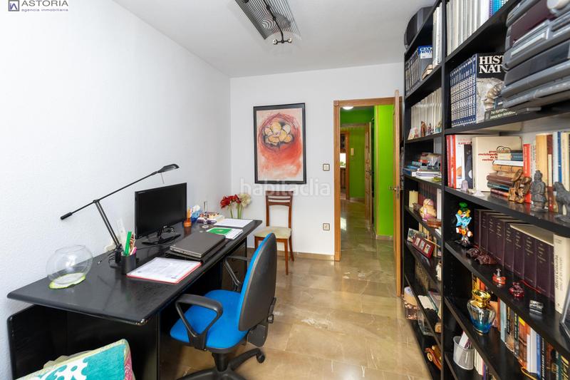 Foto 4e6adec8-b636-4ffc-848d-2de78223e463. Piso tu nuevo hogar en la avenida de la constitucion en Granada