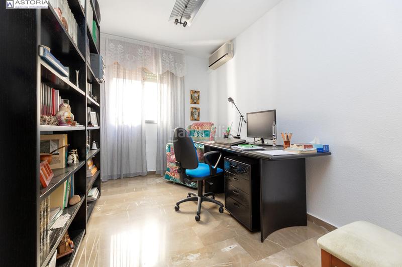 Foto 8947d38e-fde9-4571-81f1-e822582fb812. Piso tu nuevo hogar en la avenida de la constitucion en Granada