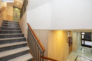 Ático  Calle calle parraga, 5. Piso en venta de 3 dormitorios en zona recogidas.