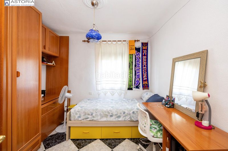 Foto bb2a6b1e-d57d-4e06-8548-439ceaf9c61f. Pis a Barrio de Zaidín Granada