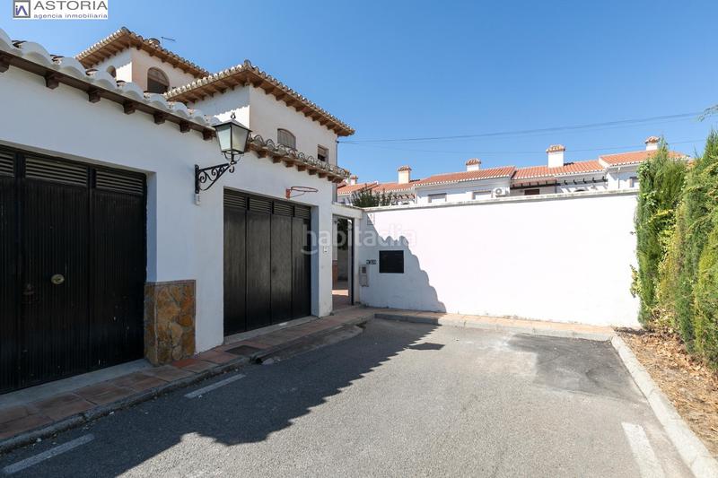 Foto 7b90f6fa-6f57-4d1f-bd9b-3697353e80b8. Chalet with parking pool in Ogíjares