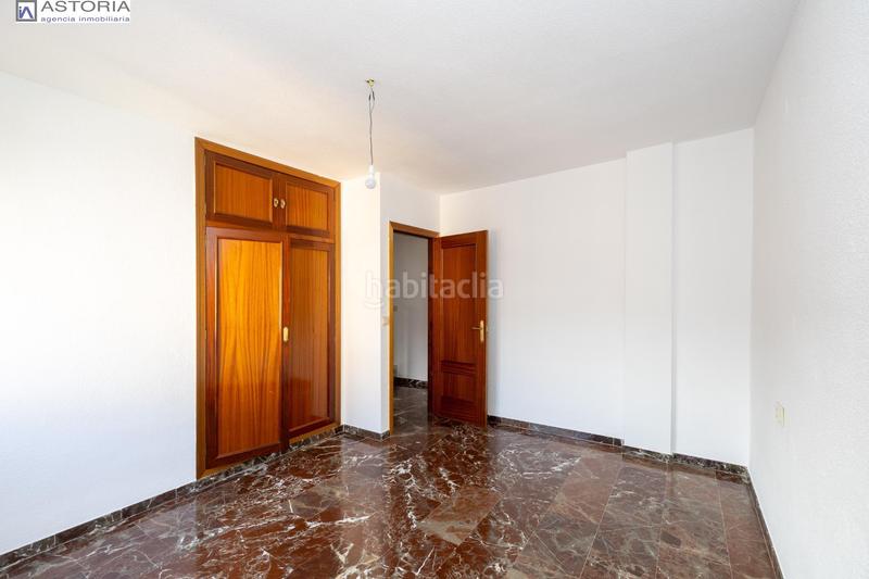 Foto de1eb71e-e17f-4960-a6ca-56b898e6df97. Penthouse in calle garcia lorca 20 in La Zubia Ciudad Zubia (La)