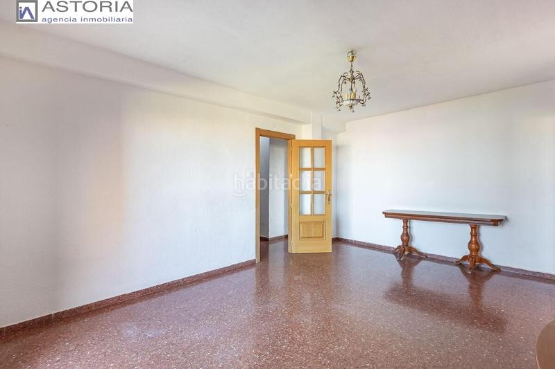 Foto a48fce55-6811-45c1-a36e-a84496903a1d. Etagenwohnung in calle fray juan sanchez cotan 8 in Granada