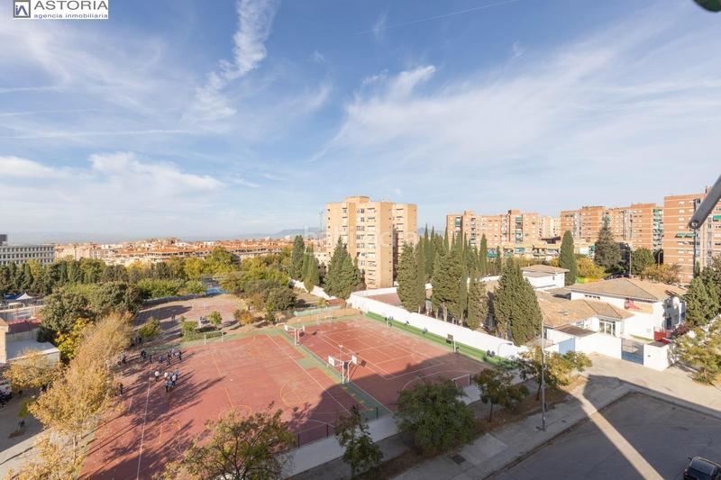 Foto e32524e3-e134-49fb-b8a1-464d984e0499. Appartement avec parking dans Cartuja Granada