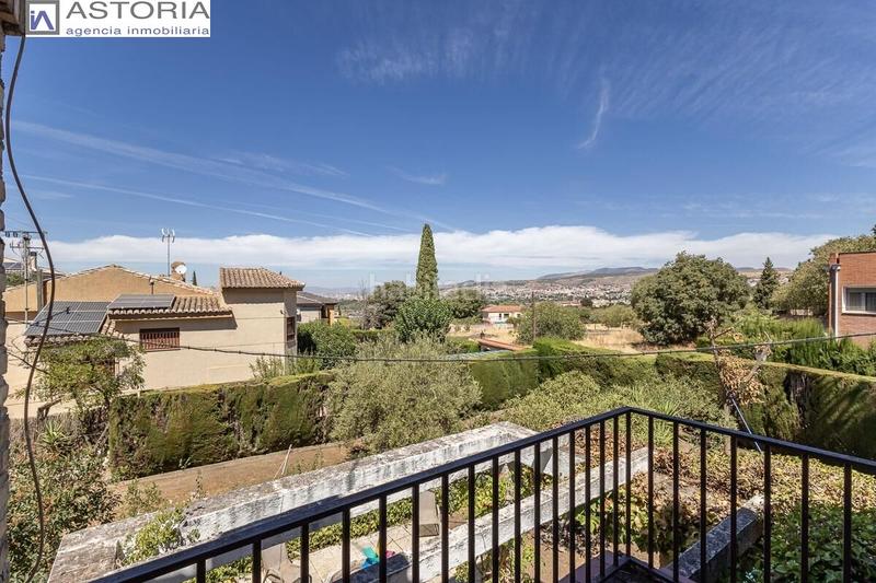 Foto 0bf5c7e9-a0d3-42bd-8980-caa40b77f374. Chalet mit parking pool in La Zubia Ciudad Zubia (La)