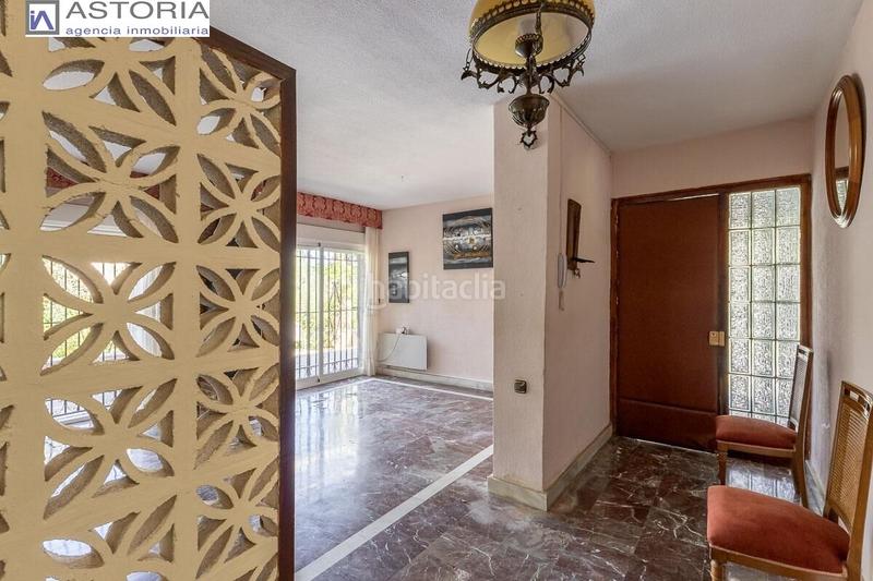 Foto 34014551-ef2a-42df-afe8-19e01d9077aa. Chalet mit parking pool in La Zubia Ciudad Zubia (La)