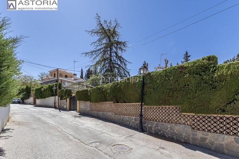 Foto 815f3449-95bb-4559-9255-0b31f7007323. Chalet mit parking pool in La Zubia Ciudad Zubia (La)