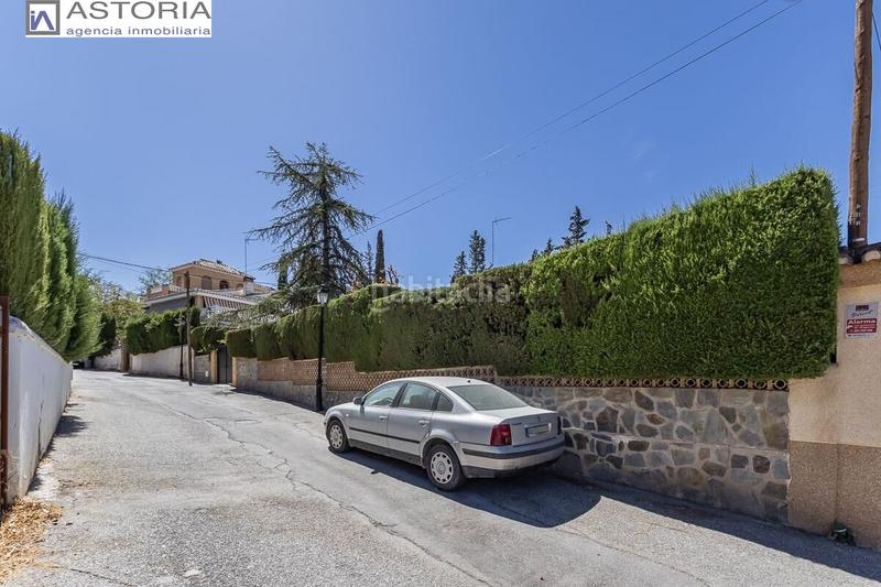 Foto 81bac94d-6ec3-4aba-8ab4-eeebe950410f. Chalet mit parking pool in La Zubia Ciudad Zubia (La)