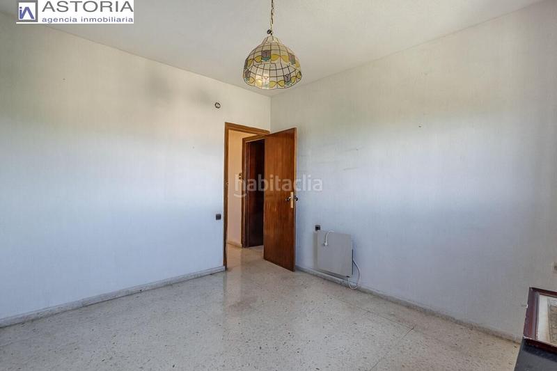 Foto b4c985ce-d5a4-4062-bfe9-bc4e4038c09c. Chalet mit parking pool in La Zubia Ciudad Zubia (La)