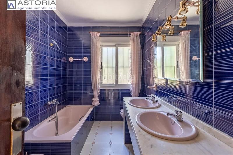 Foto c71f5a64-d226-4891-b332-8115e9b1c5bf. Chalet mit parking pool in La Zubia Ciudad Zubia (La)