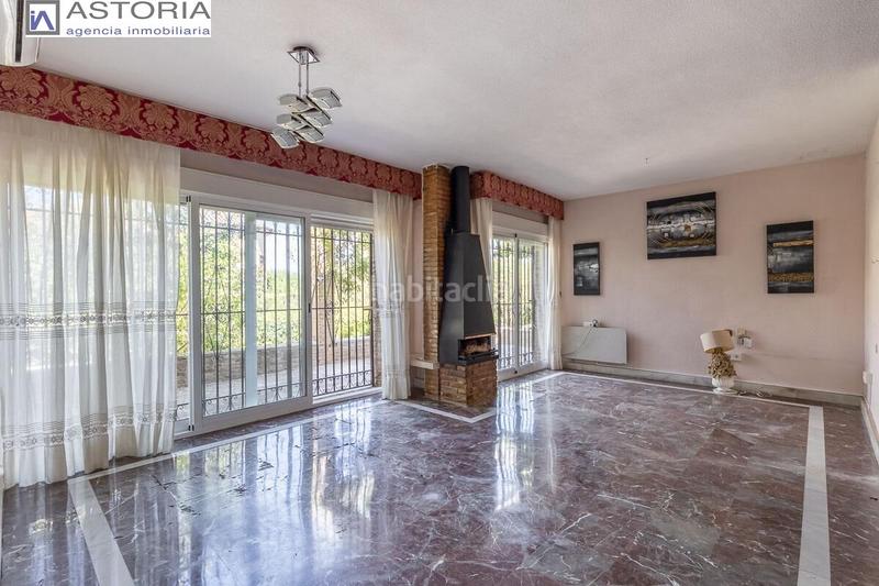 Foto ebbc3b9b-cf74-415a-91fd-3f6966957a79. Chalet mit parking pool in La Zubia Ciudad Zubia (La)