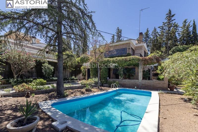 Foto eedf836d-06c5-4874-8ce7-bf90f874aa18. Chalet mit parking pool in La Zubia Ciudad Zubia (La)