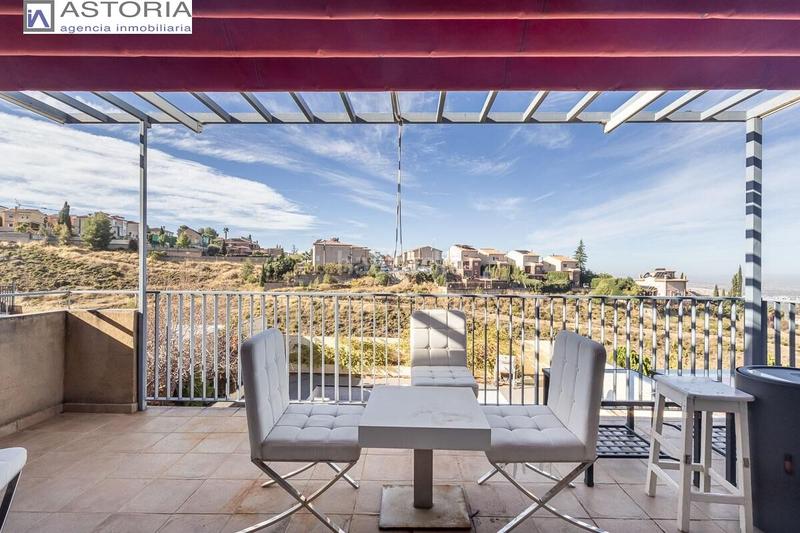 Foto 992509eb-20ab-48ac-8b96-e01488e64139. Haus mit heizung parking pool in Barrio de la Vega Monachil