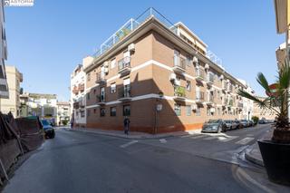 Oficina  Calle jueves, 3 armilla. Piso dúplex despacho.