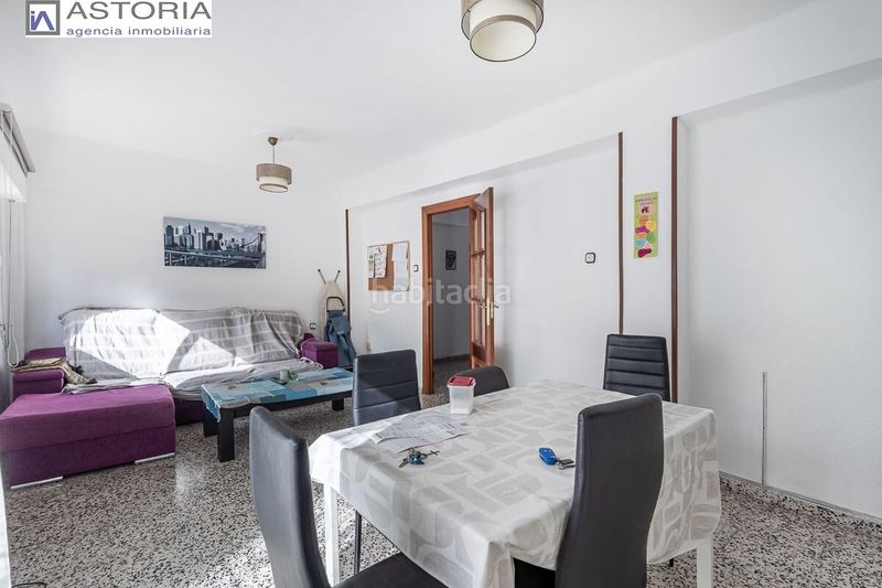 Foto ae0db852-7d84-4a02-b289-0ab25245f280. Pis a Barrio de Zaidín Granada