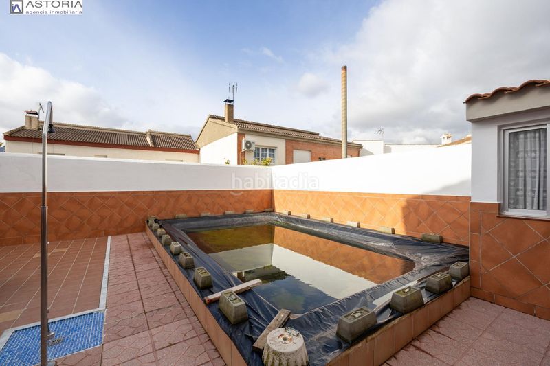Foto cbfffd34-5527-47f2-aa39-e056ef35e7f6. Casa aparellada amb aparcament piscina a La Zubia Ciudad Zubia (La)
