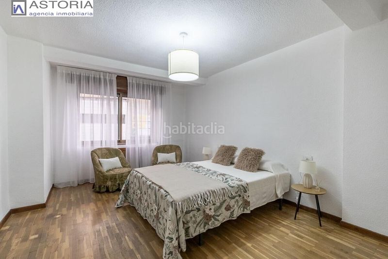 Foto 30da76f4-9873-406c-b732-00d5e3dc8ab4. Pis a San Ildefonso Granada