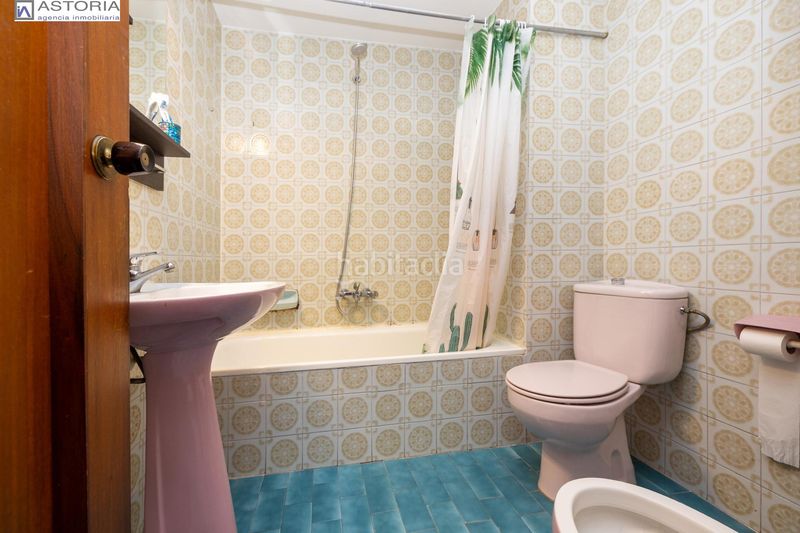 Foto 44a59756-5f12-4dcc-b79d-840c42d3e392. Pis a Pajaritos Granada