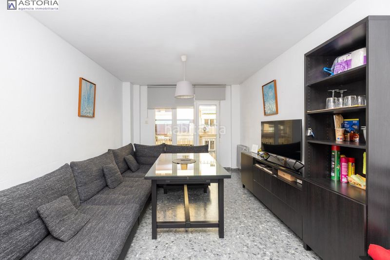 Foto a83f13f5-06e8-4abb-806a-6f49bdde2240. Pis a Pajaritos Granada