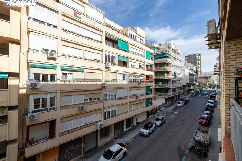 Foto e026f9d1-3af8-4a9d-853e-babe12142053. Pis a Pajaritos Granada