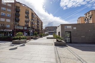 Pis a Plaza Plaza Albert Einstein