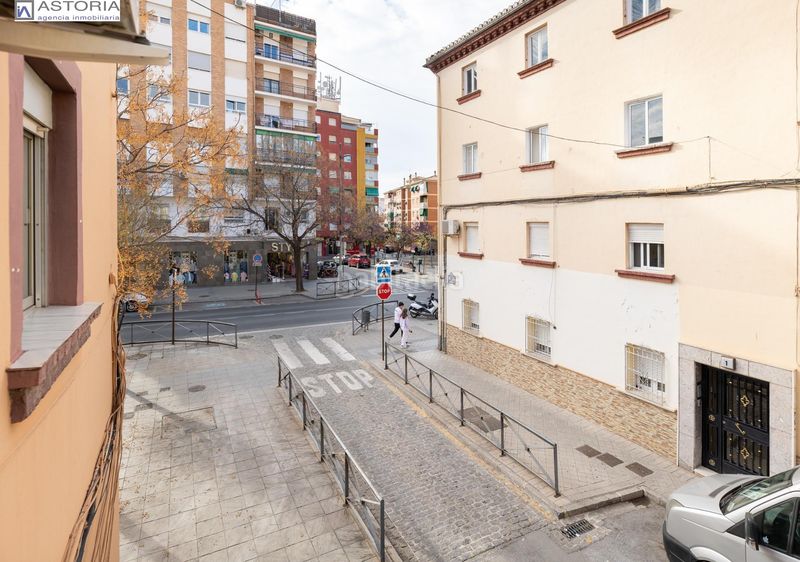 Foto 33c99cb3-8e91-4c3a-a9a2-2ff3978e7261. Pis a Barrio de Zaidín Granada